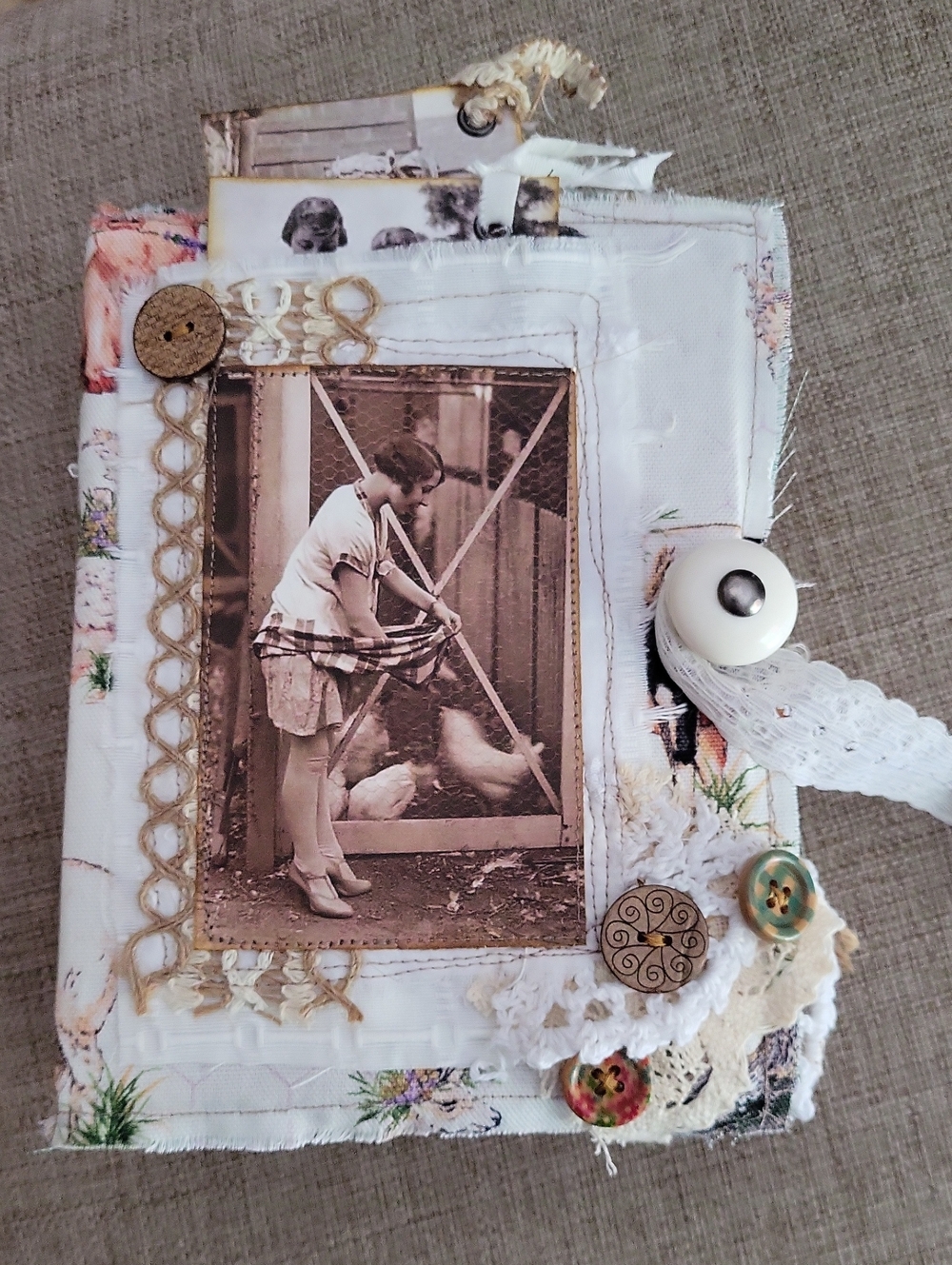 Vintage-Inspired Farmhouse Junk Journal